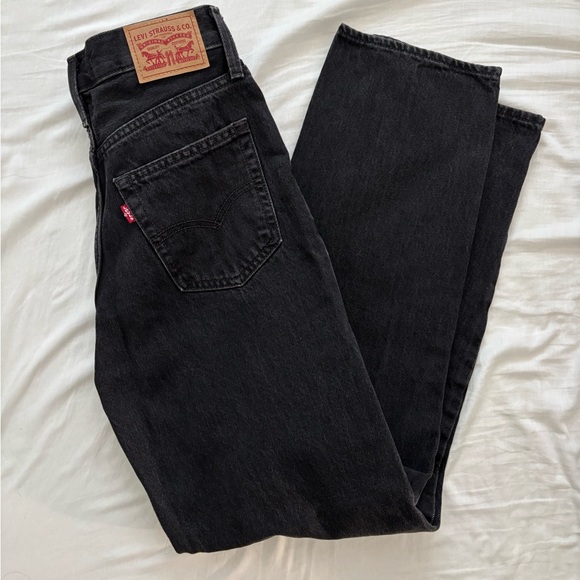Levi’s 94’ Baggy Black Jeans - Picture 1 of 3